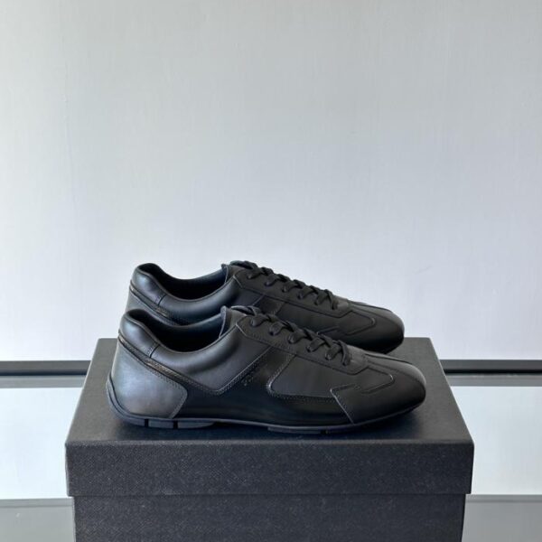 replica,schuhe,beste,kaufen,1:1,besten,seiten,Replik,turnschuhe,sneakers Boutique / Prada Frühjahr/Sommer Neuheit: Premium-Sneaker für Herren (Größe 45 (6G74W))