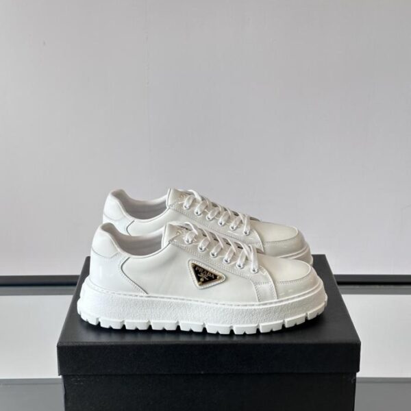 replica,schuhe,beste,kaufen,1:1,besten,seiten,Replik,turnschuhe,sneakers Boutique / Neue sportliche Freizeitschuhe für Herren von Prada (GJVRV)