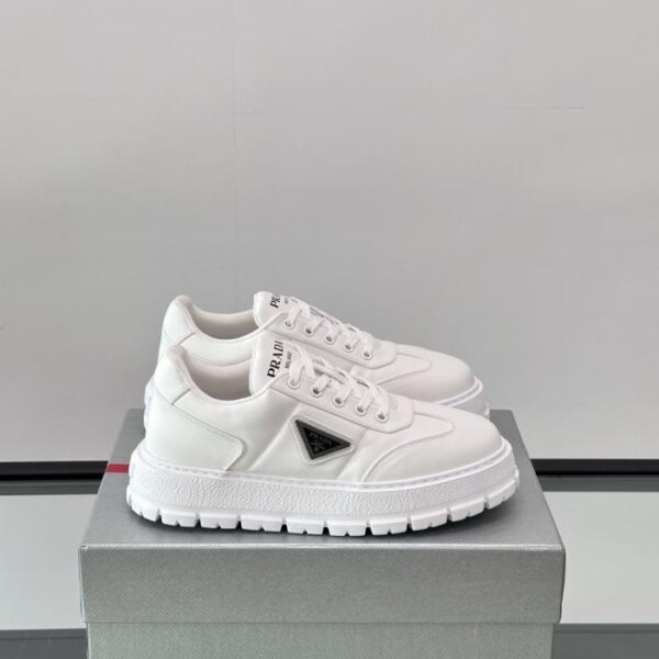 Boutique / Neue sportliche Freizeitschuhe für Herren von Prada (55RYV)