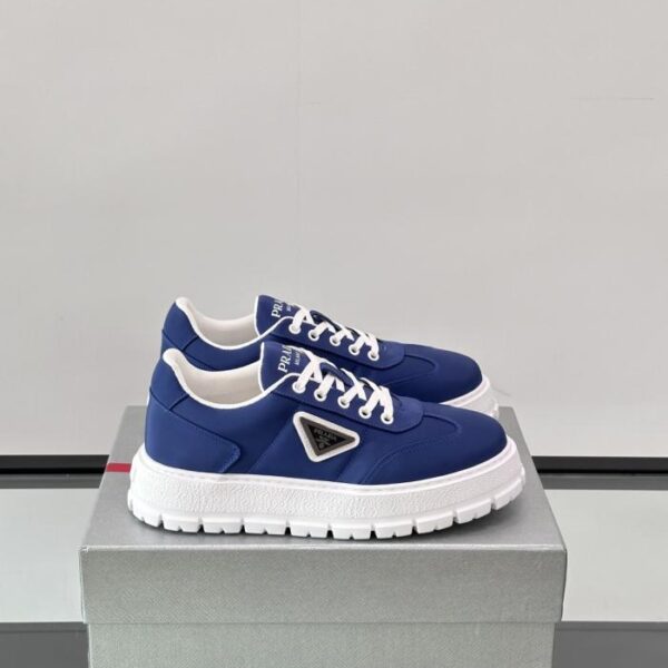 Boutique / Neue sportliche Freizeitschuhe für Herren von Prada (CWK95)