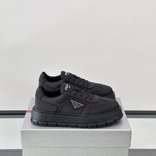 replica,schuhe,beste,kaufen,1:1,besten,seiten,Replik,turnschuhe,sneakers Boutique / Neue sportliche Freizeitschuhe für Herren von Prada (J4HMZ)
