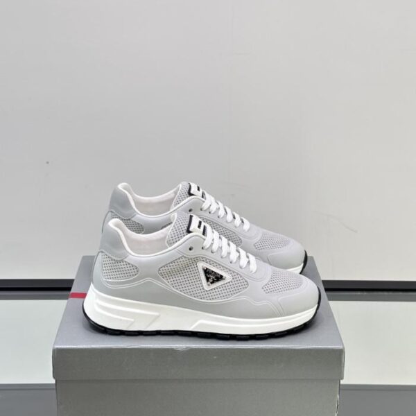 replica,schuhe,beste,kaufen,1:1,besten,seiten,Replik,turnschuhe,sneakers Boutique / Pradas neue Herren-Sneaker (TNRD5)