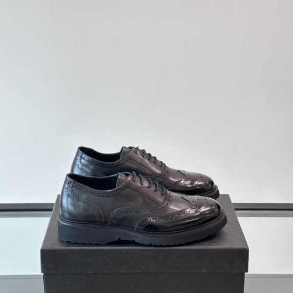 replica,schuhe,beste,kaufen,1:1,besten,seiten,Replik,turnschuhe,sneakers Boutique / Pradas neue Herren-Schnürschuhe aus Leder (SCWCG)