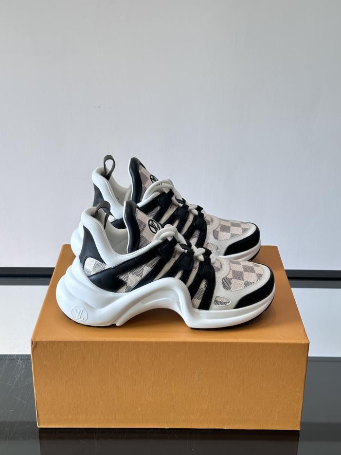 replica,schuhe,beste,kaufen,1:1,besten,seiten,Replik,turnschuhe,sneakers Boutique / Louis Vuitton Archlight Chunky-Sneaker in neuer Farbkombination(28C88) replica,schuhe,beste,kaufen,1:1,besten,seiten,Replik,turnschuhe,sneakers Boutique / Louis Vuitton Archlight Chunky-Sneaker in neuer Farbkombination(28C88)