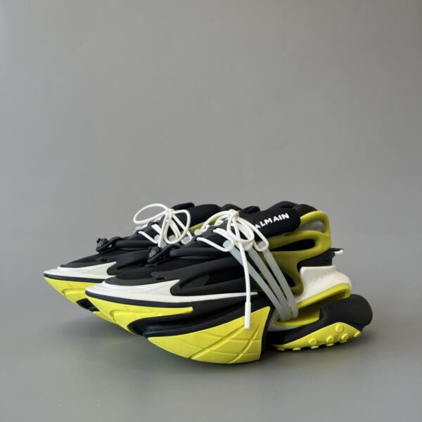 BALMAIN Yachtschuhe in fluoreszierendem Gelb (NKWS4)