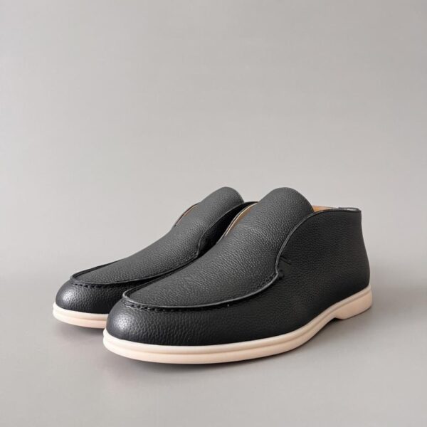 Loro Piana Open Walk Leder-Sandalen mit runder Zehenkappe für Herren, Schwarz (U6MMX)