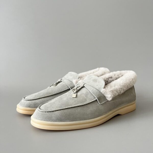 Loro Piana Slipper mit runder Zehenpartie für Damen (XLFJE)