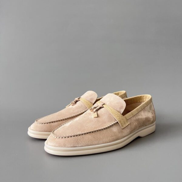 Loro Piana Damen-Slipper mit runder Zehenpartie und Krokodilmuster (J45K3)
