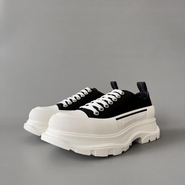 Alexander McQueen Tread Slick Canvas, Weiß/Schwarz (RB5WW)