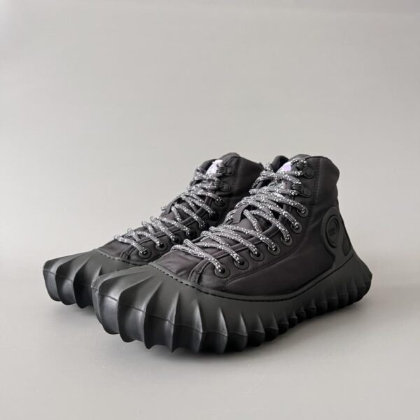 replica,schuhe,beste,kaufen,1:1,besten,seiten,Replik,turnschuhe,sneakers Bottega Veneta Denver Herren-Freizeitschuhe mit runder Zehenpartie und Schnürung, Schwarz (DFG67)