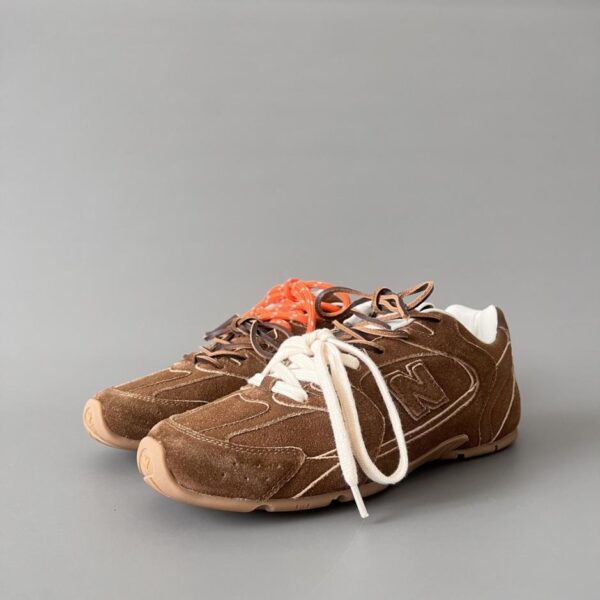 replica,schuhe,beste,kaufen,1:1,besten,seiten,Replik,turnschuhe,sneakers New Balance x MIU MIU NB 530 SL Qixi Festival Series Schnür-Laufschuhe, Unisex, Braun (O7GUK)