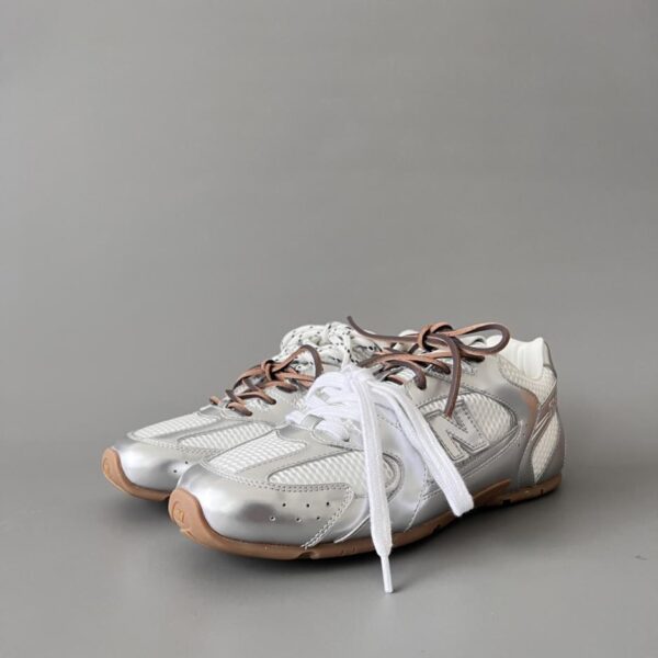 replica,schuhe,beste,kaufen,1:1,besten,seiten,Replik,turnschuhe,sneakers New Balance x MIU MIU NB 530 SL Qixi Festival Series Low-Top Liquid Silver Damenschuhe (IBZQE)