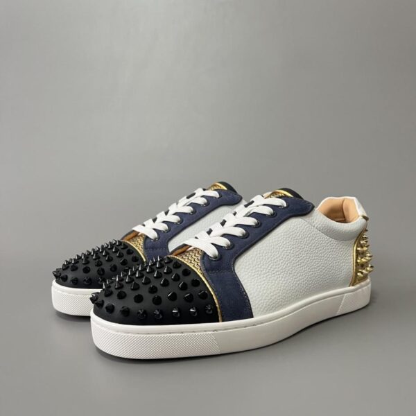 Christian Louboutin Louis Junior Spikes Studded Low-Top Sneakers (U79MS)