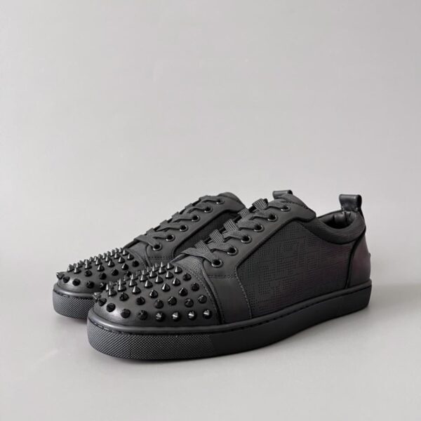 replica,schuhe,beste,kaufen,1:1,besten,seiten,Replik,turnschuhe,sneakers Christian Louboutin Louis Junior Spikes Low-Top-Sneaker, schwarz (W8JIV)