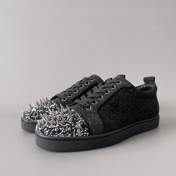 replica,schuhe,beste,kaufen,1:1,besten,seiten,Replik,turnschuhe,sneakers Christian Louboutin Louis Junior Spikes Studded Low-Top Sneakers in Schwarz mit Glitzer (7LISI)