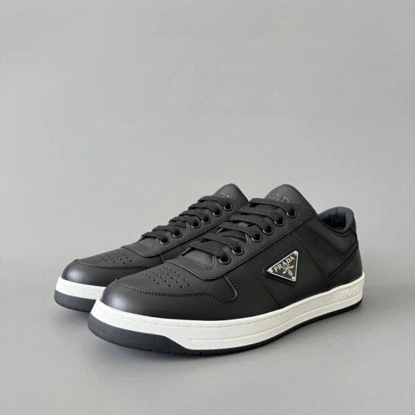 replica,schuhe,beste,kaufen,1:1,besten,seiten,Replik,turnschuhe,sneakers PRADA New Avenue Schnür-Sneaker mit runder Zehenpartie für Herren, Schwarz (1A5YC)