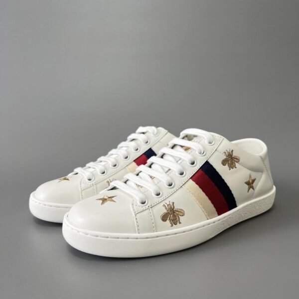 replica,schuhe,beste,kaufen,1:1,besten,seiten,Replik,turnschuhe,sneakers Gucci Ace Series Bee and Star Low-Top-Sneaker für Damen (JT2KH)