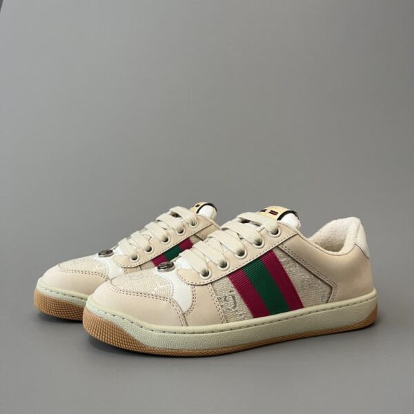replica,schuhe,beste,kaufen,1:1,besten,seiten,Replik,turnschuhe,sneakers Gucci Screener Sneaker im Used-Look, schimmerndes Silber, hochwertige Damenausführung (E38ZT)