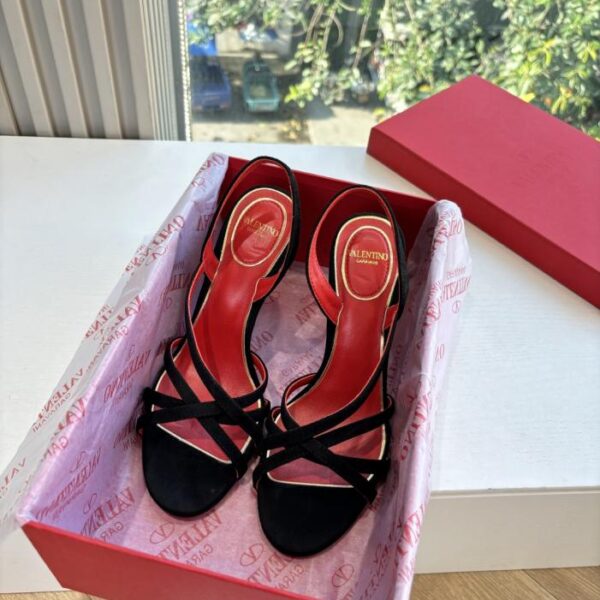 replica,schuhe,beste,kaufen,1:1,besten,seiten,Replik,turnschuhe,sneakers VALENTINO Klassische Sandalen, Frühjahr/Sommer VLOGO SIGNATURE Schuhe (E4RBI)