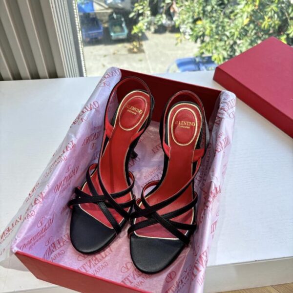 replica,schuhe,beste,kaufen,1:1,besten,seiten,Replik,turnschuhe,sneakers VALENTINO Klassische Sandalen, Frühjahr/Sommer VLOGO SIGNATURE Schuhe (KC5TK)