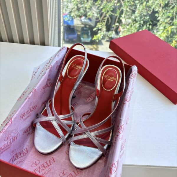 replica,schuhe,beste,kaufen,1:1,besten,seiten,Replik,turnschuhe,sneakers VALENTINO Klassische Sandalen, Frühjahr/Sommer VLOGO SIGNATURE Schuhe (Z9B10)