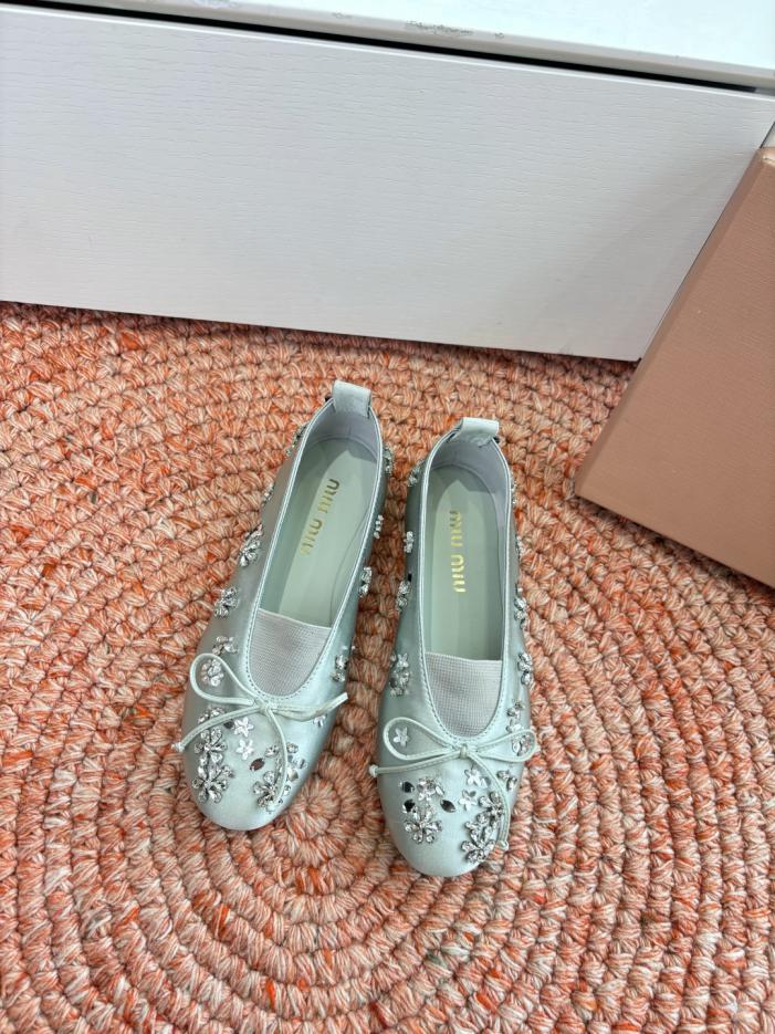 replica,schuhe,beste,kaufen,1:1,besten,seiten,Replik,turnschuhe,sneakers Miu Miu Mary Jane Ballerinas, Damen-Ballerinas aus Satin mit Schleifenverzierung (J8V0U) replica,schuhe,beste,kaufen,1:1,besten,seiten,Replik,turnschuhe,sneakers Miu Miu Mary Jane Ballerinas, Damen-Ballerinas aus Satin mit Schleifenverzierung (J8V0U)