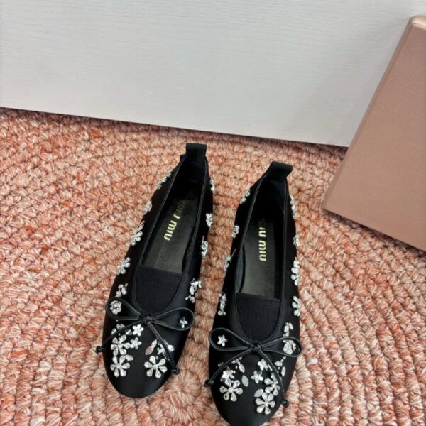 Miu Miu Mary Jane Ballerinas, Damen-Ballerinas aus Satin mit Schleifenverzierung (W13CV)