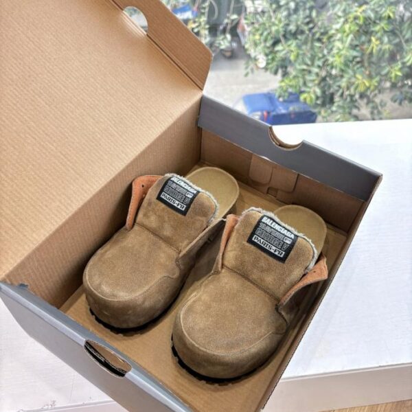 replica,schuhe,beste,kaufen,1:1,besten,seiten,Replik,turnschuhe,sneakers G027 Balenciaga Spring Dumbo Mule Schuhe (BWAZM)