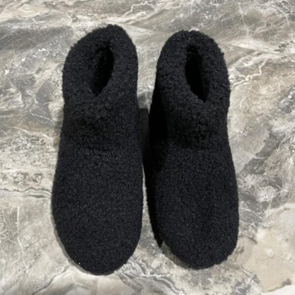 Prada Herbst/Winter Kollektion Pelzige Stiefeletten (4R5MQ)