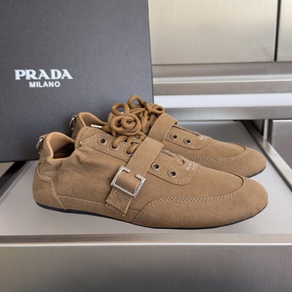 replica,schuhe,beste,kaufen,1:1,besten,seiten,Replik,turnschuhe,sneakers Hochwertige Damen-Sneaker/Ballerinas von Prada zum Schnüren (ZNTQ7)