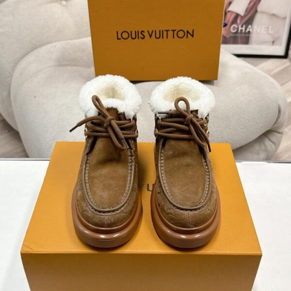 Die neuesten Herbst-/Winter-Schneestiefel von Louis Vuitton (K82QB)