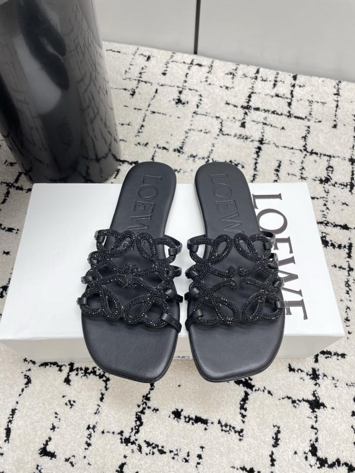 replica,schuhe,beste,kaufen,1:1,besten,seiten,Replik,turnschuhe,sneakers Die neuesten LOEWE-Sandalen in limitierter Sommeredition mit durchbrochenem Muster, verziert mit Tausenden von Diamanten, verströmen ein luxuriöses Gefühl (FGBQZ). replica,schuhe,beste,kaufen,1:1,besten,seiten,Replik,turnschuhe,sneakers Die neuesten LOEWE-Sandalen in limitierter Sommeredition mit durchbrochenem Muster, verziert mit Tausenden von Diamanten, verströmen ein luxuriöses Gefühl (FGBQZ).