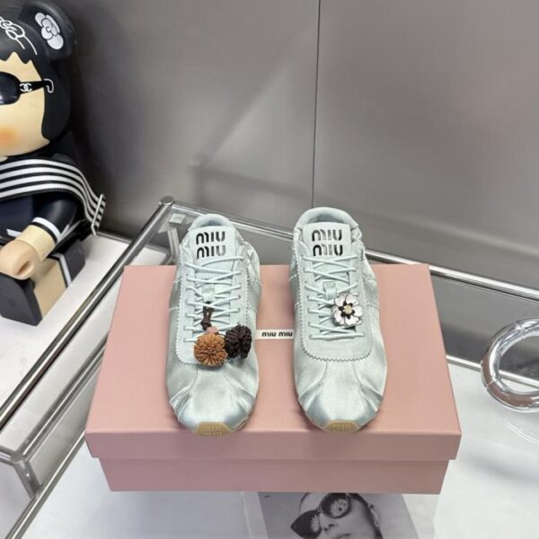 MiuMiu 26 Neue Plume Satin Sneakers (CTL3H)