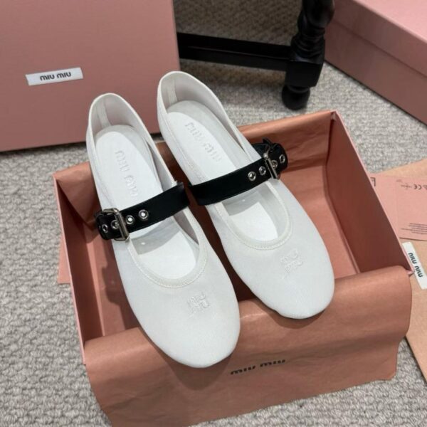 replica,schuhe,beste,kaufen,1:1,besten,seiten,Replik,turnschuhe,sneakers MiuMiu Frühjahrsneuheit: Mary Jane Ballettschuhe aus Mesh (6282J)