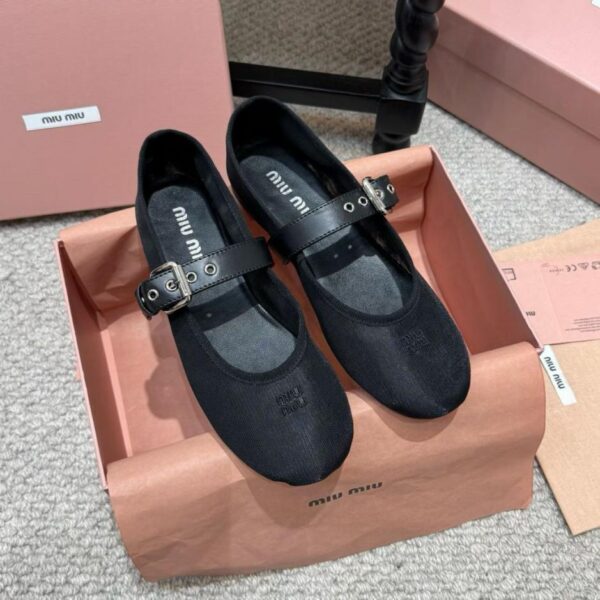 MiuMius Frühlingsneuheiten: Mary Jane Ballettschuhe aus Mesh. (EVJSY)