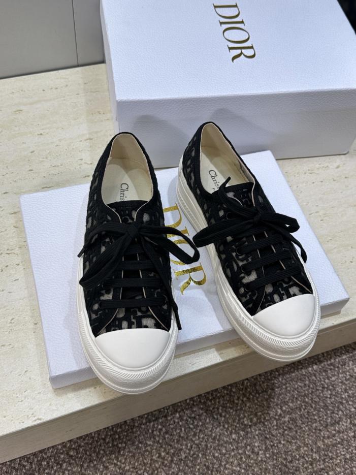 replica,schuhe,beste,kaufen,1:1,besten,seiten,Replik,turnschuhe,sneakers Diors neue Walkn-Serie für den frühen Frühling präsentiert neue Farben für flache, schnürbare Freizeit-Skateboardschuhe für Paare (TBZK1). replica,schuhe,beste,kaufen,1:1,besten,seiten,Replik,turnschuhe,sneakers Diors neue Walkn-Serie für den frühen Frühling präsentiert neue Farben für flache, schnürbare Freizeit-Skateboardschuhe für Paare (TBZK1).