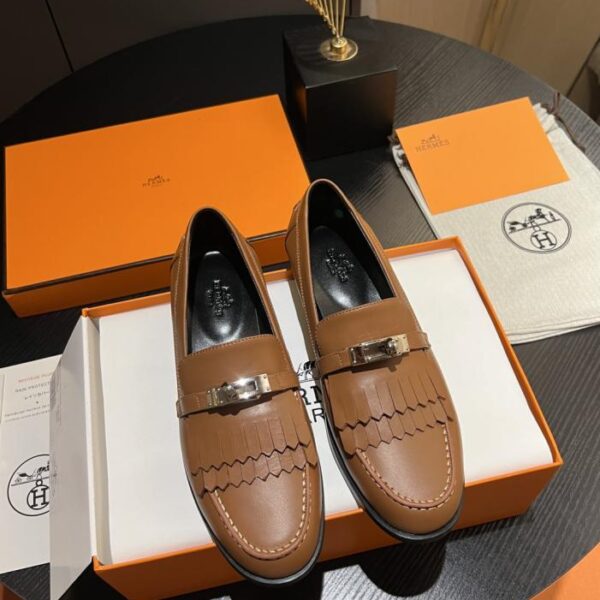 replica,schuhe,beste,kaufen,1:1,besten,seiten,Replik,turnschuhe,sneakers Hermes präsentiert die neuesten, frühfrühlingsreifen Einzelschuhe (VH8IY)