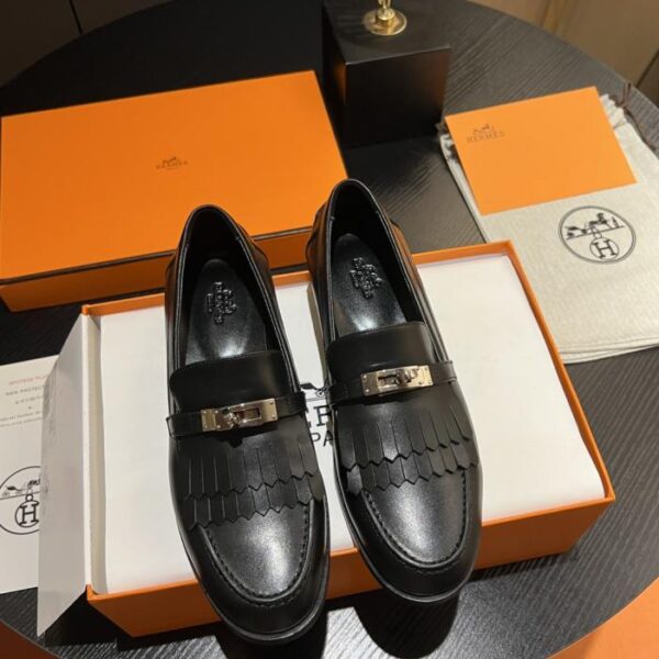 replica,schuhe,beste,kaufen,1:1,besten,seiten,Replik,turnschuhe,sneakers Hermes präsentiert die neuesten Frühlingsschuhe im neuen Stil (ZNA66)