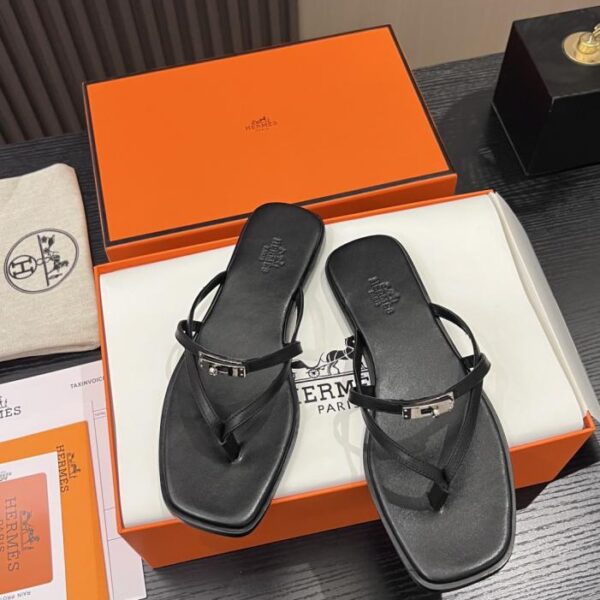 replica,schuhe,beste,kaufen,1:1,besten,seiten,Replik,turnschuhe,sneakers Die neuen Flip-Flop-Sandalen von Hermès (G0WQI)
