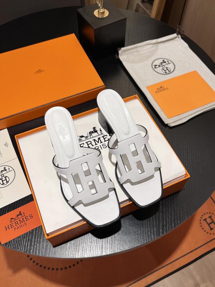 replica,schuhe,beste,kaufen,1:1,besten,seiten,Replik,turnschuhe,sneakers Hermes Chunky Heel Openwork H-Shaped Mules (AD1TJ)