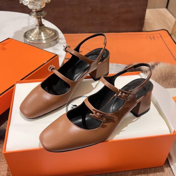 replica,schuhe,beste,kaufen,1:1,besten,seiten,Replik,turnschuhe,sneakers Hermès Frühjahrsneuheit, gleiches Modell wie in den Boutiquen, Slingback-Pumps aus Kalbsleder (H47QW)