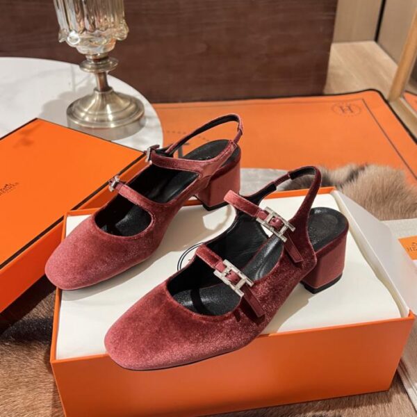 replica,schuhe,beste,kaufen,1:1,besten,seiten,Replik,turnschuhe,sneakers Hermès Frühjahrsneuheit, gleiches Modell wie in den Boutiquen, Slingback-Pumps aus Kalbsleder (UZ6Q1)