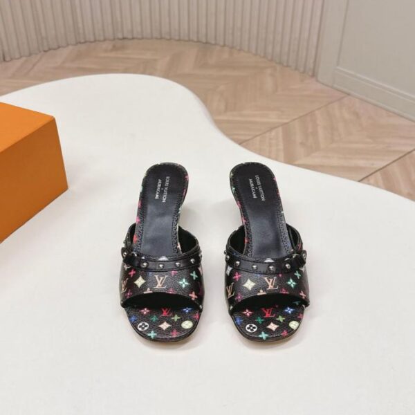 LV Frühjahr/Sommer Neue High-Heel-Sandalen (4LR1R)