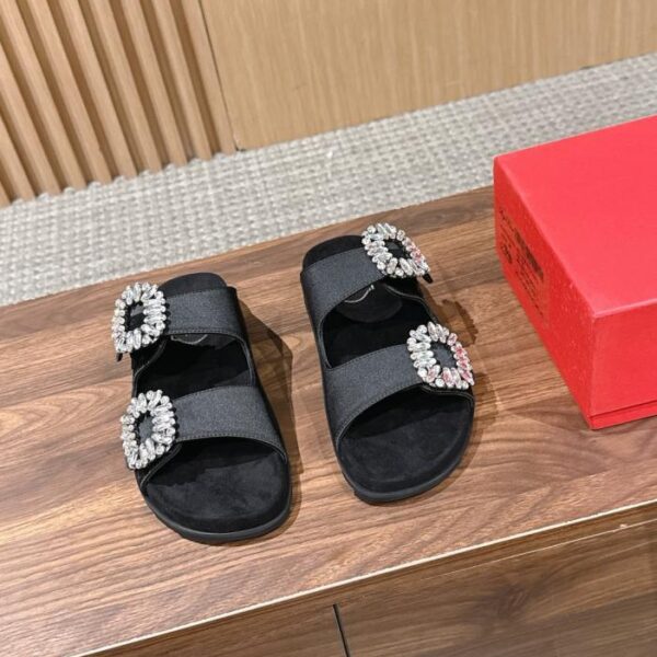 Roger Vivier RV Classic Slidey Viv' Hausschuhe mit Strassschnalle und durchgehendem Strass-Obermaterial (HBWRC)