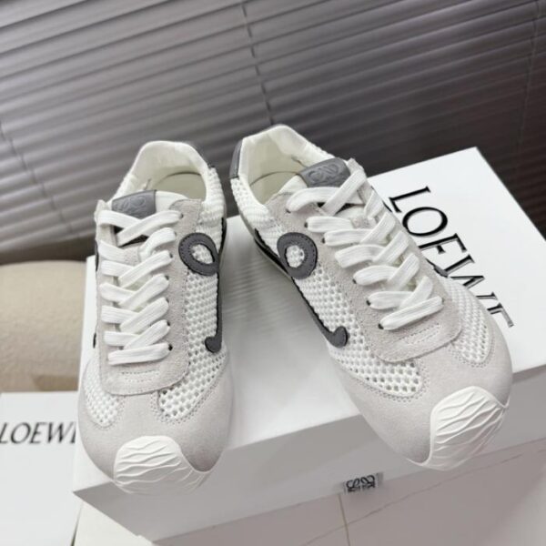replica,schuhe,beste,kaufen,1:1,besten,seiten,Replik,turnschuhe,sneakers Zur Loewe-Kollektion für Paare gehören Cortez-Schuhe, deutsche Trainingsschuhe und Sneaker (5WVD3).