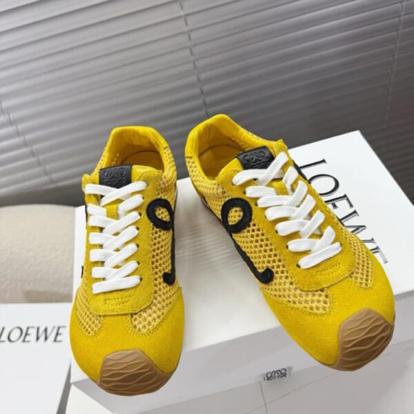 Die Loewe-Kollektion für Paare umfasst Cortez-Schuhe, deutsche Trainingsschuhe und Sneaker (HDYMU).