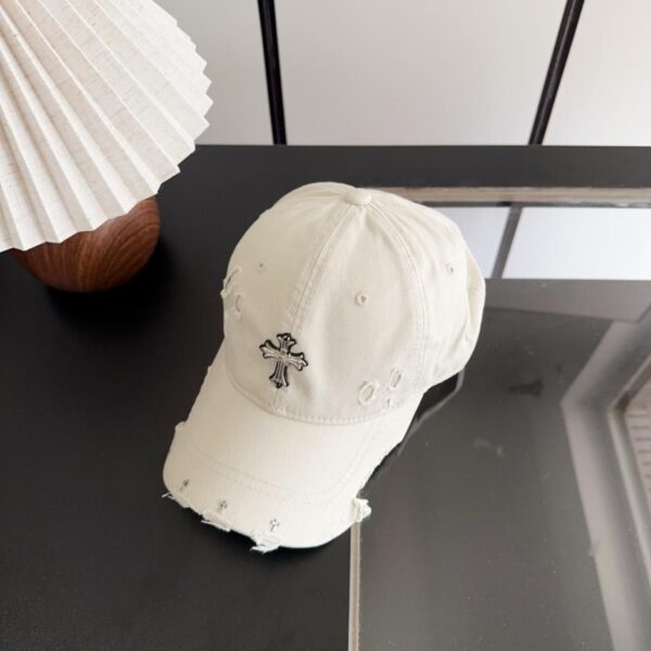 Chrome Hearts Baseballkappe im koreanischen Retro-Stil mit Used-Look und Rissen für den Frühling (YQTBF5)