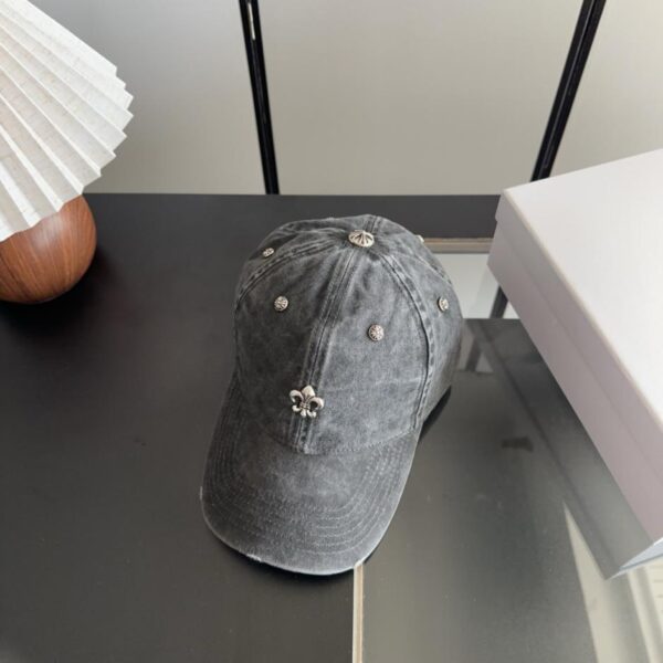 replica,schuhe,beste,kaufen,1:1,besten,seiten,Replik,turnschuhe,sneakers Chrome Hearts Baseballkappe im koreanischen Retro-Stil mit Used-Look und Rissen (0X24Z9)