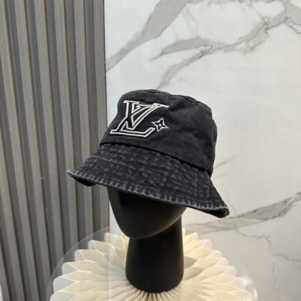 replica,schuhe,beste,kaufen,1:1,besten,seiten,Replik,turnschuhe,sneakers Neuer Louis Vuitton Bucket Hat mit gesticktem Buchstabenmotiv (BA6K9N)
