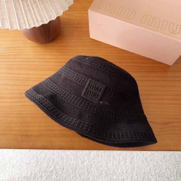 MIUMIU Bucket Cap (TMWHNO)